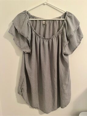 Terra & Sky Gray and White Striped Ruffle Sleeve Tunic